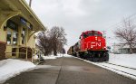 CN 4772 leads 559 at Rimouski Station